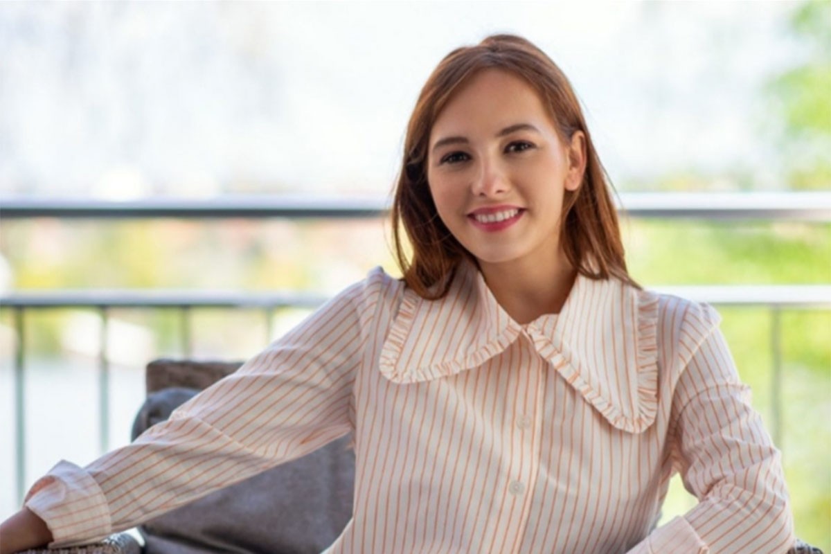Porodila se glumica Jovana Stojiljković