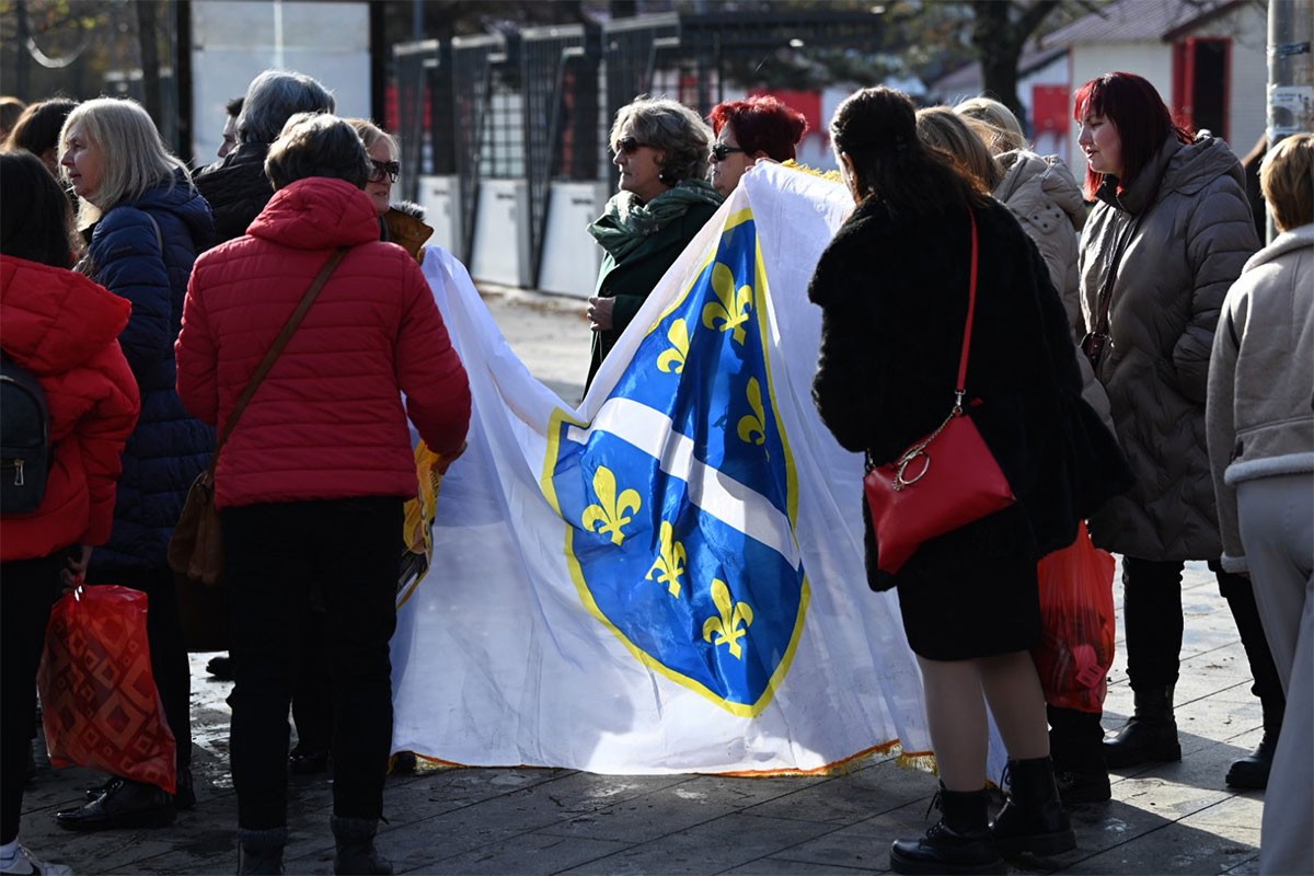 Salkić i Višković o razvijanju zastave u Banjaluci