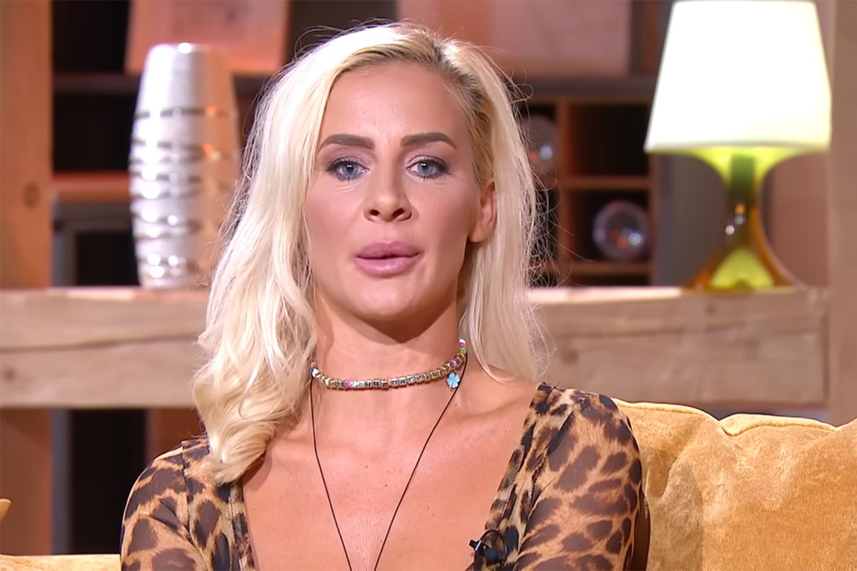 Milica Dabović uputila Sari Jo salvu uvreda: "Mala je idiotkinja"