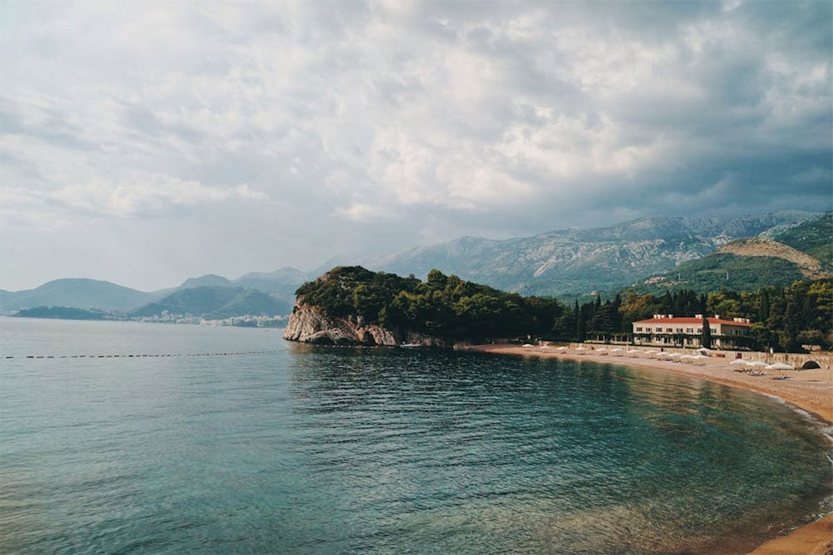 "Birač" prodaje imovinu, na dobošu i odmaralište u Baošićima
