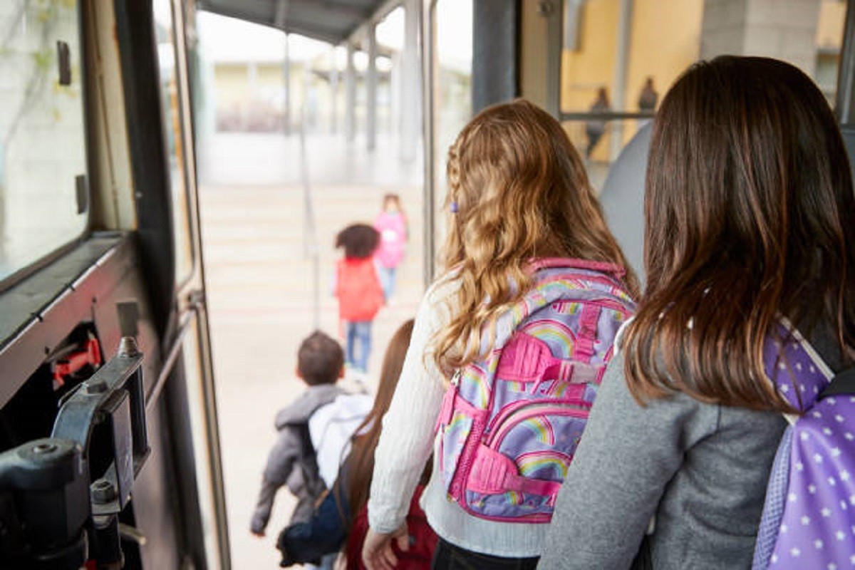 Legendarni fudbaler Hajduka spasio pun autobus djece