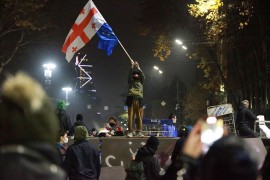 Demonstracije u Gruziji, predsjednica odbija da ustupi vlast (FOTO ...
