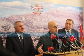 Vučević u Trebinju: Jaka Srbija jača i Republiku Srpsku