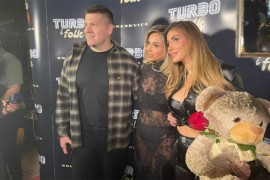Sloba Radanović i supruga kod Breskvice na promociji albuma