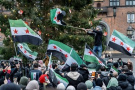 Sirija promijenila zastavu: Šta nova simbolizuje (FOTO)