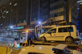 Policija uklonila vozila koja su blokirala Trg Republike u Banjaluci