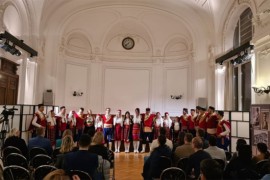 Trebinjski gimnazijalci u Beču izveli predstavu "Dobro došli kićeni ...