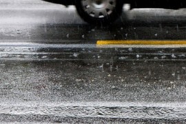 Kolovozi klizavi, u višim predjelima moguća poledica