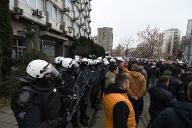 Dačić: Policajci besni jer ih na protestima maltretiraju