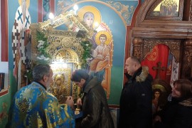 Veliki događaj za selo: Dočekali ikonu Trojeručice