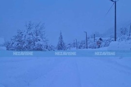 Maslovare paralisane snijegom, magistralni put nije očišćen tri dana ...