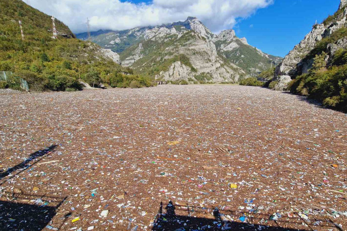 Očišćen otpad uz branu HE Grabovica
