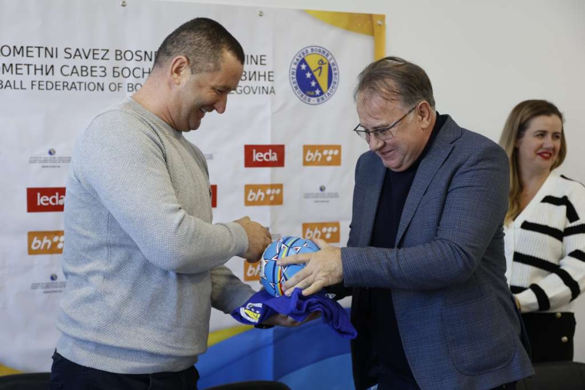 Nermin Nikšić se zahvalio Vici Zeljkoviću za spas bh. rukometa