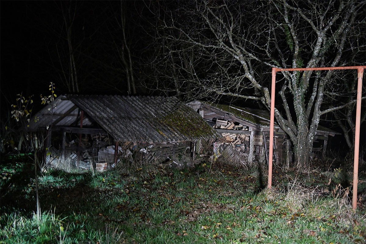 Zatražen pritvor za roditelje beba koje su pronađene zakopane u dvorištu