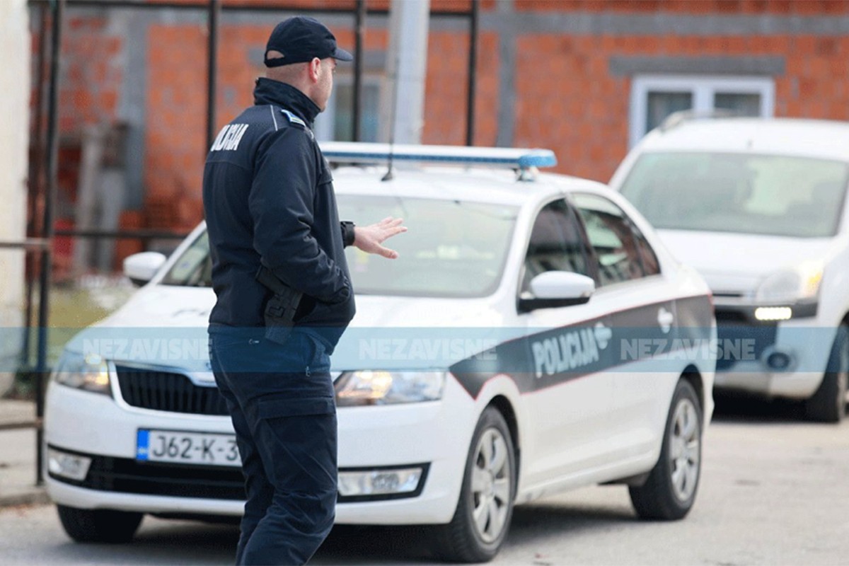 Teška nesreća kod Livna: Autom naletio na konje pa poginuo