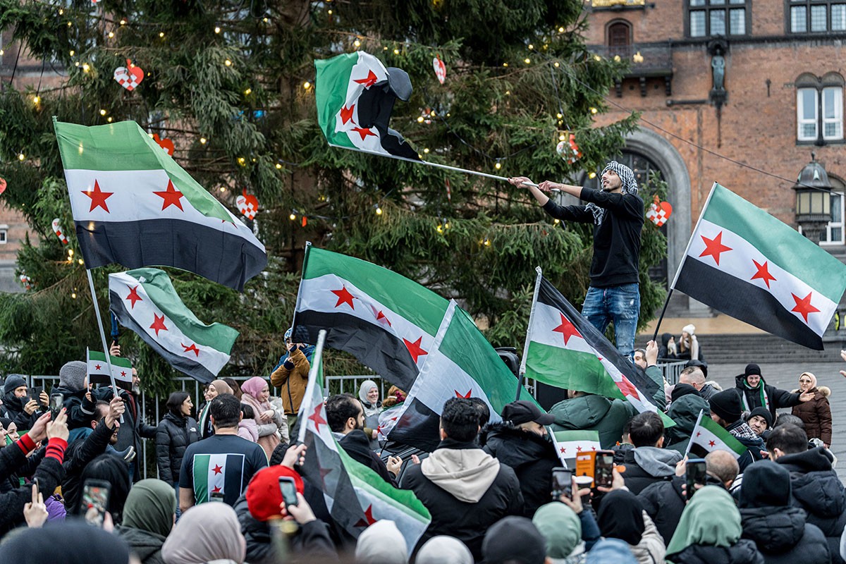 Sirija promijenila zastavu: Šta nova simbolizuje (FOTO)