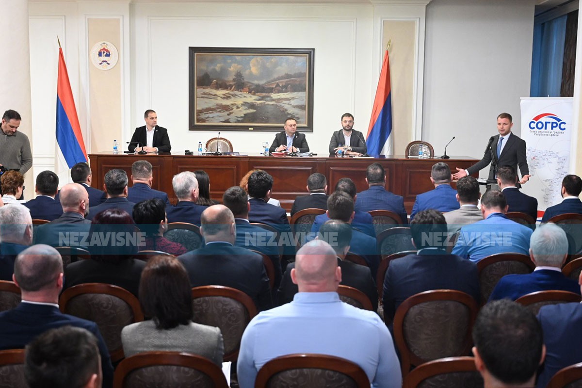 Stanivuković umjesto povlačenja zakona traži da se on vrati u redovnu proceduru (FOTO)