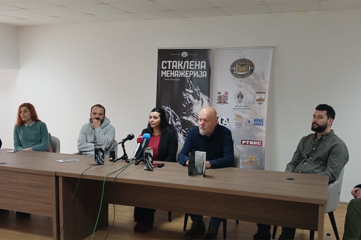 U petak premijera predstave "Staklena menažerija"