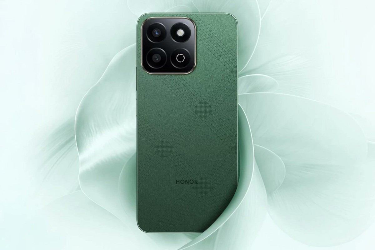 Neuništiv k'o crna kutija: Novi Honor 200 Smart
