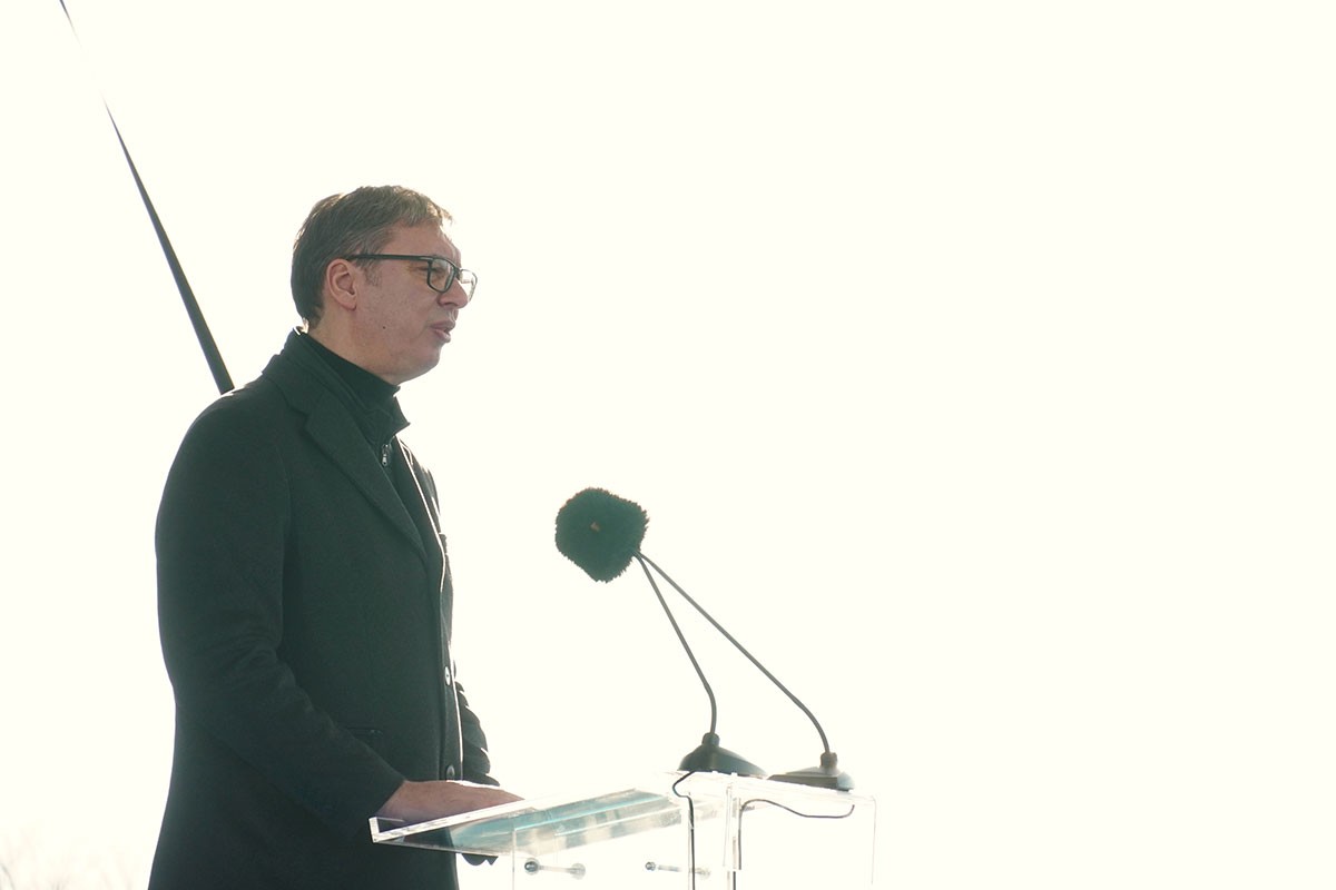 Vučić nakon protesta u Beogradu: "Spreman sam da čujem šta misle" (VIDEO)