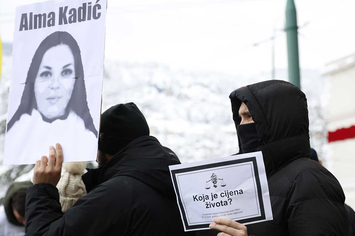 Tek nekoliko desetina građana na protestima zbog smanjenja kazne za ubistvo Alme Kadić