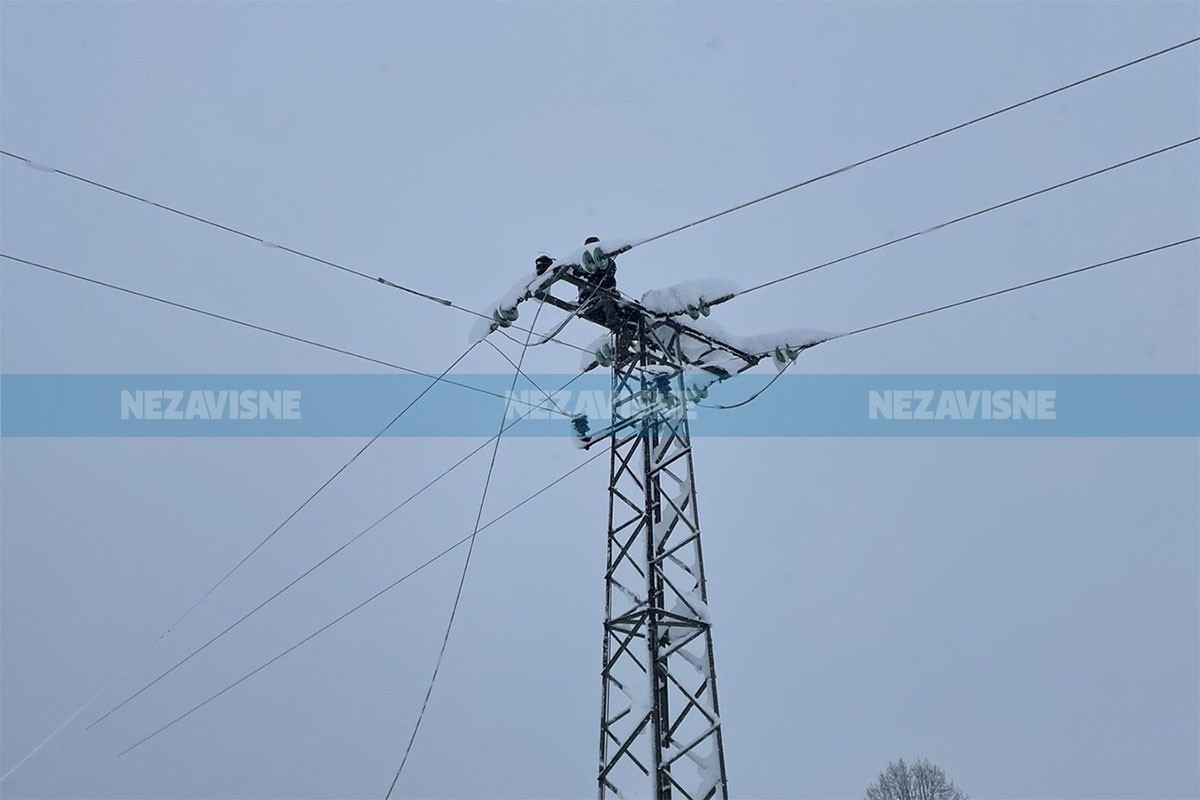 Električar lakše povrijeđen u eksploziji u trafo-stanici u Banjaluci