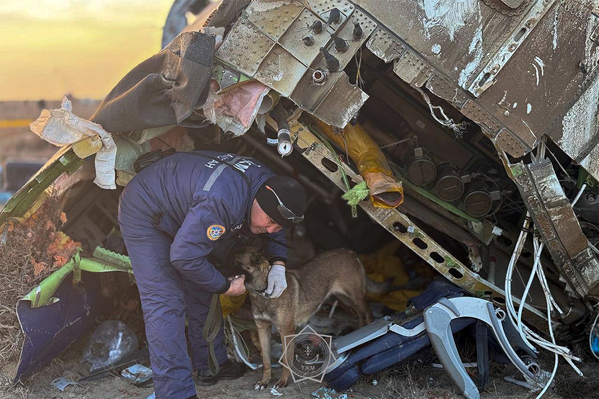 Još jedna crna kutija pronađena na mjestu pada aviona u Kazahstanu