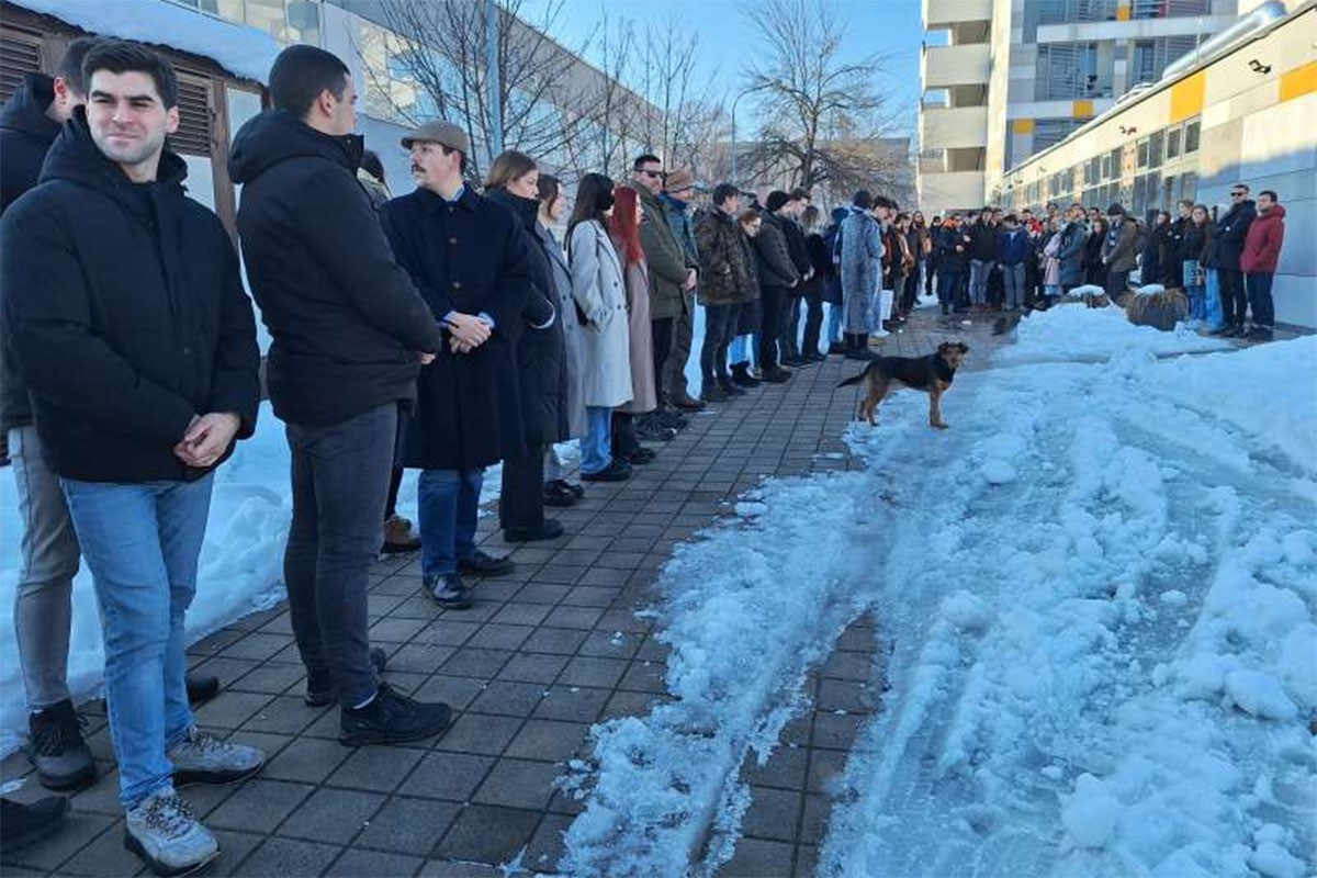 Studenti u Banjaluci ponovo odali pomen žrtvama u Novom Sadu