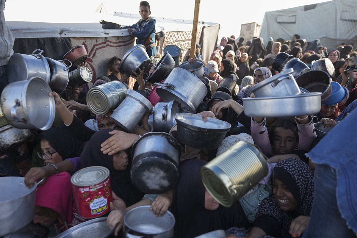 Makron traži hitnu i obilnu humanitarnu pomoć za Gazu