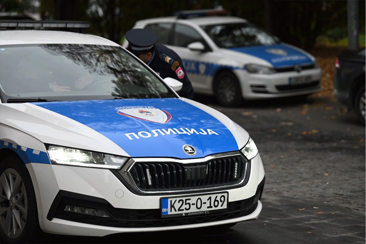 Masovna tuča u Osmacima, četvorica uhapšenih, a jedan završio na UKC RS
