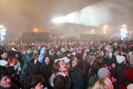 Maglovita noć, ali topla atmosfera: Banjalučka proslava Nove 2025 ...