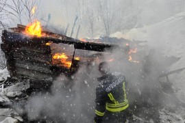 Izgorjela kuća, starica nepovrijeđena (FOTO)