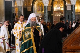 Patrijarh Porfirije predvodio božićnu liturgiju: Ukazao na patnju na ...