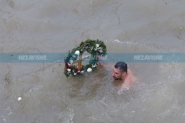 Danas tradicionalno plivanje za Časni krst