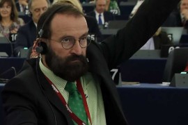Vraća se Orbanov čovjek poznat po gej orgijama