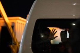 NBC: Meksiko odbija da prihvati američki avion sa deportovanim ...