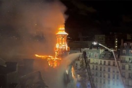 Veliki požar zahvatio zgradu opštine pariskog arondismana (VIDEO)