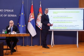 Vučić najavio hitnu rekonstrukciju Vlade: Očekujem smenu više od ...