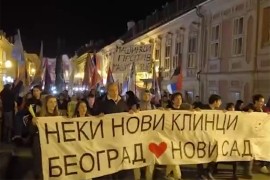 Novosađani dočekali studente iz Beograda (VIDEO)