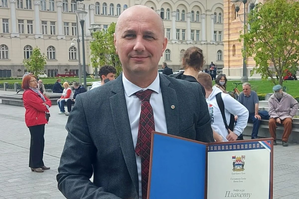 RK Borac je opet u modi: Poznato ko preuzima klupu crveno-plavih