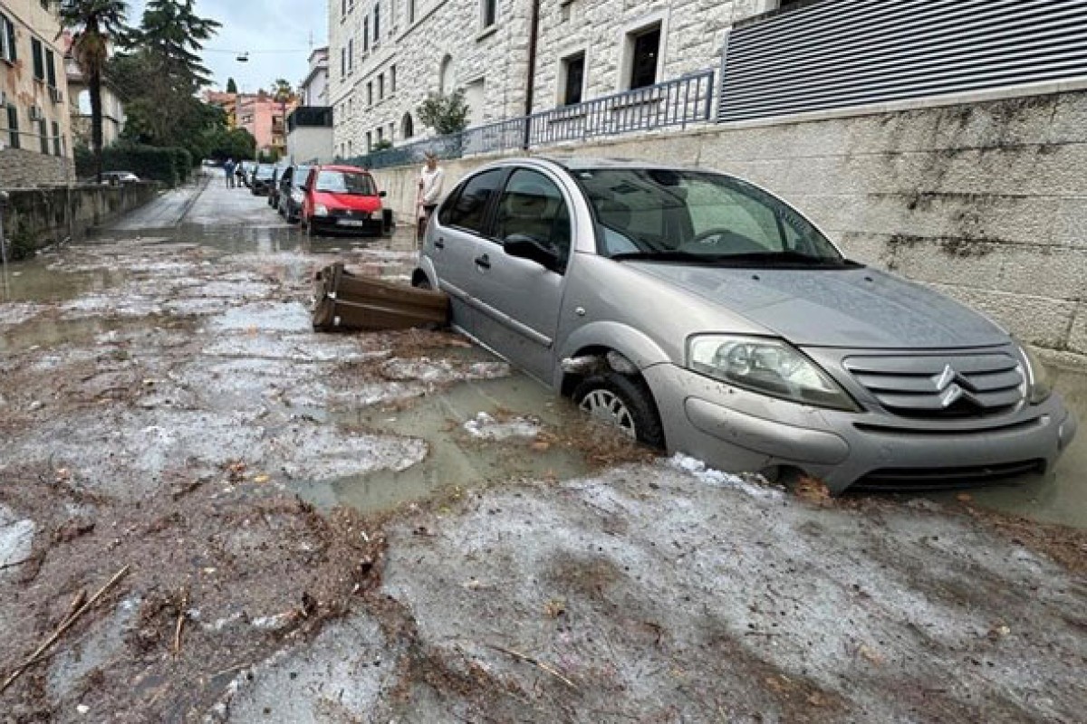Snažno nevrijeme pogodilo Split