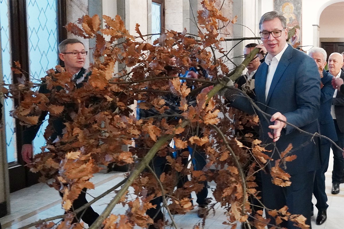 Vučič čestitao rođendan Republici Srpskoj, šta je poručio