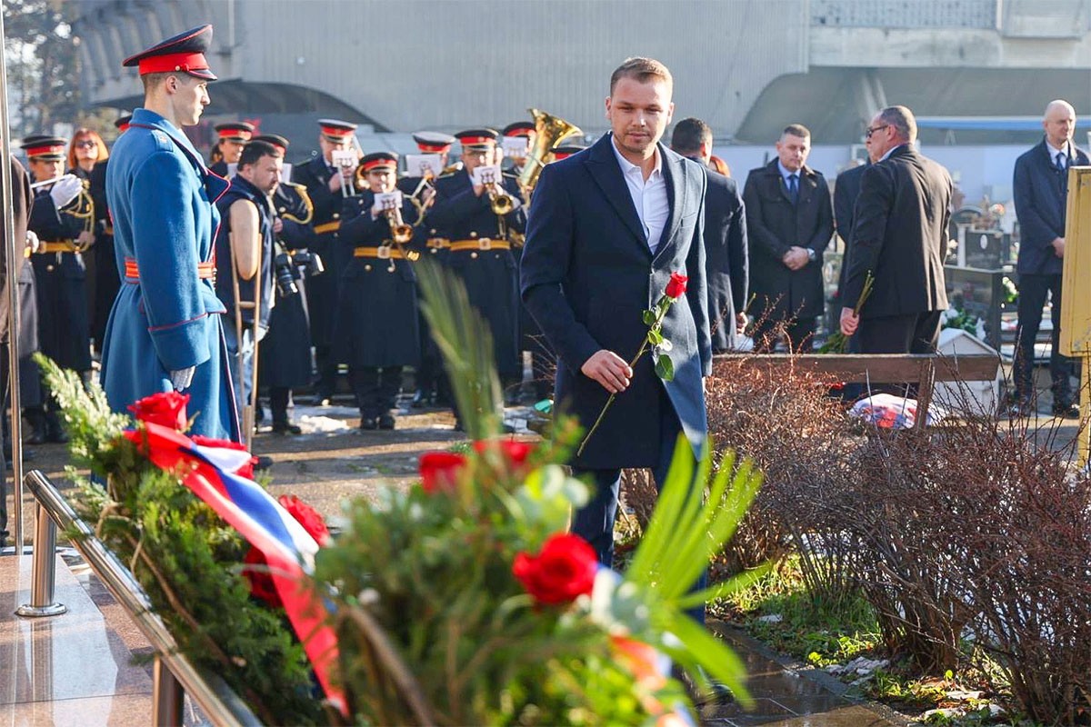 Stanivuković: Neće biti zaboravljena žrtva srpskih heroja