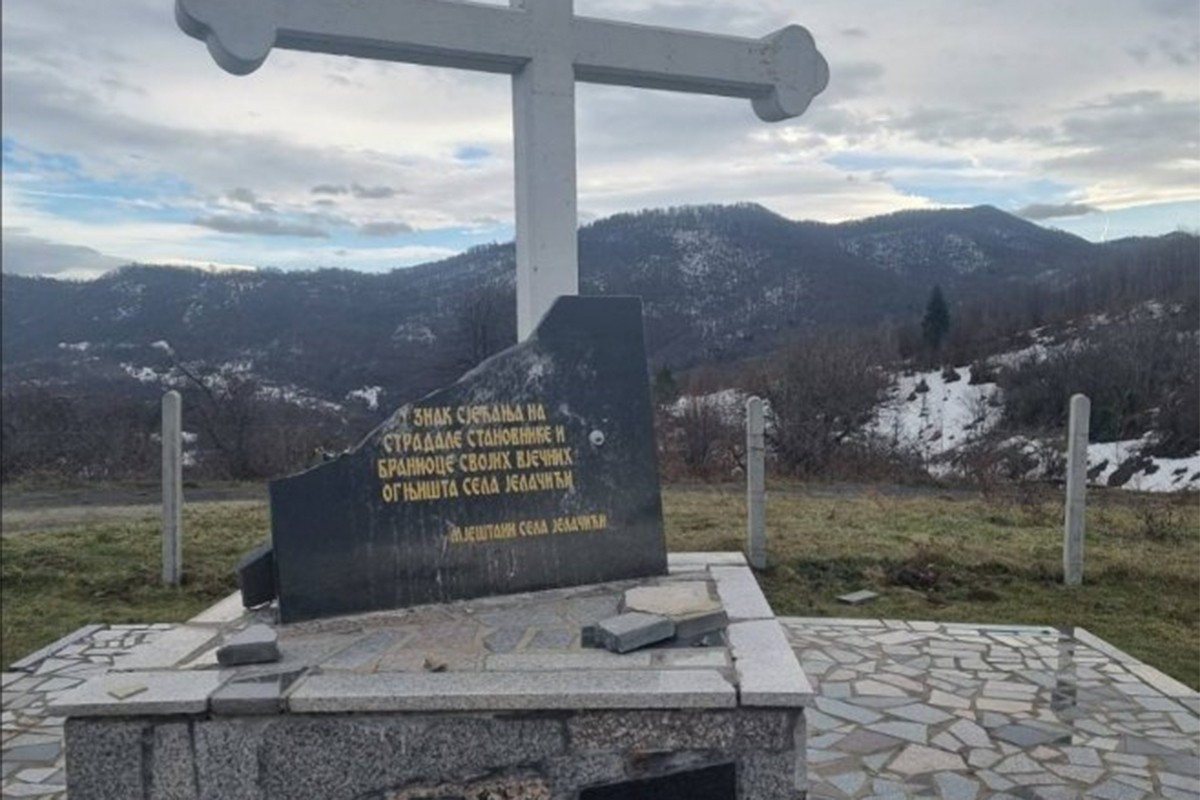 Peti put oskrnavljena spomen ploča ubijenim Srbima