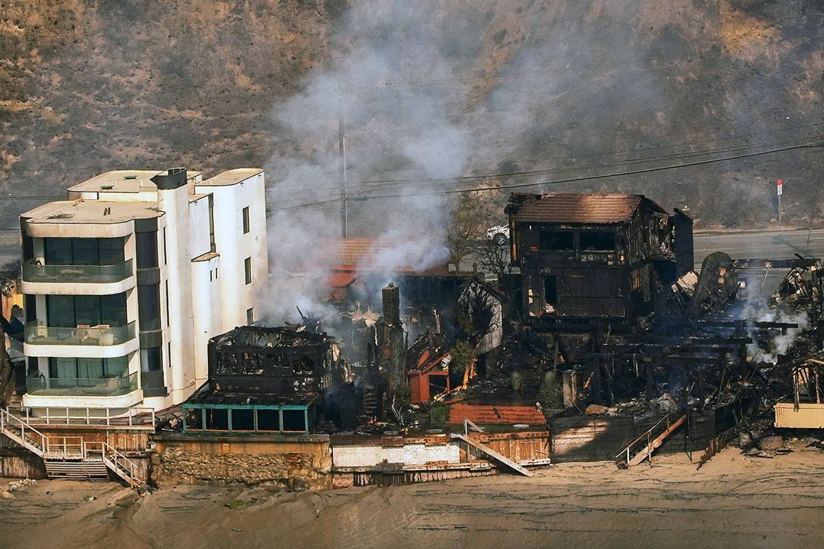 Čudo u Malibuu: Sve je izgorjelo, a jedna kuća ostala netaknuta