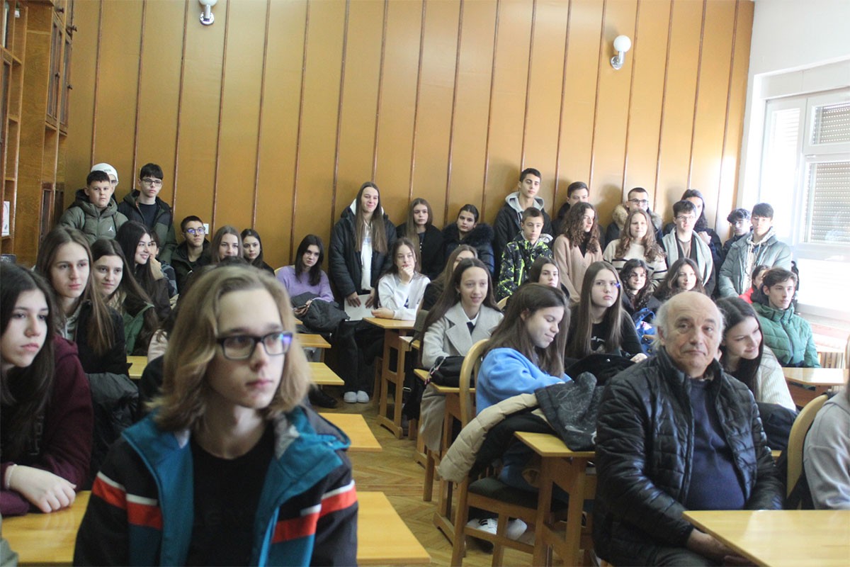 Zimska škola fizike okupila više od 90 učenika iz Srpske i Srbije