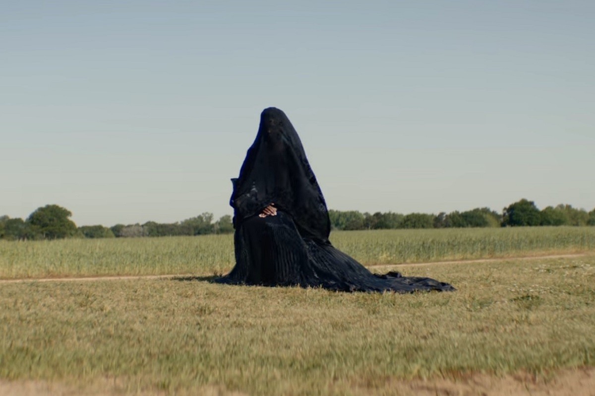 Stigao trejler za horor film "The Woman in the Yard" (VIDEO)