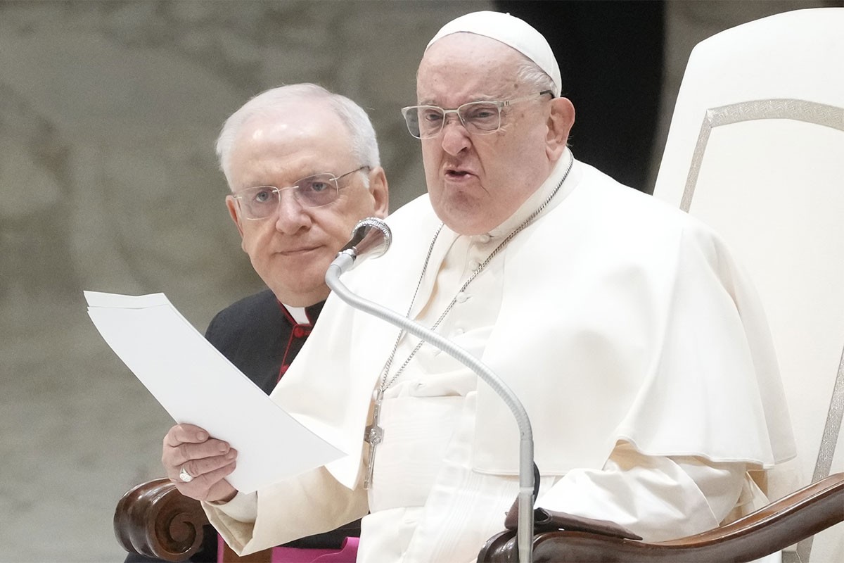 Papa Franjo o zlostavljanju djece: To je užasan zločin