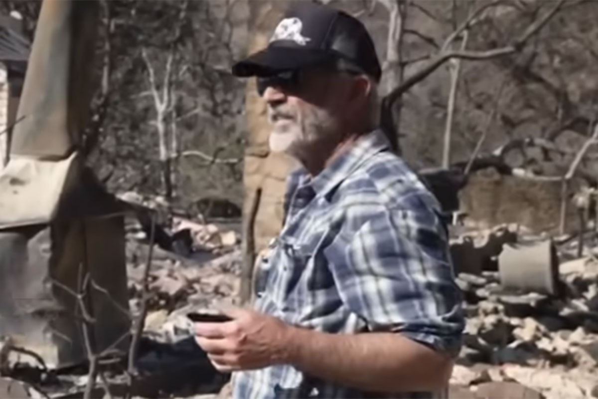 Mel Gibson obišao ono što je ostalo od kuće: "Možete je staviti u urnu" (VIDEO)