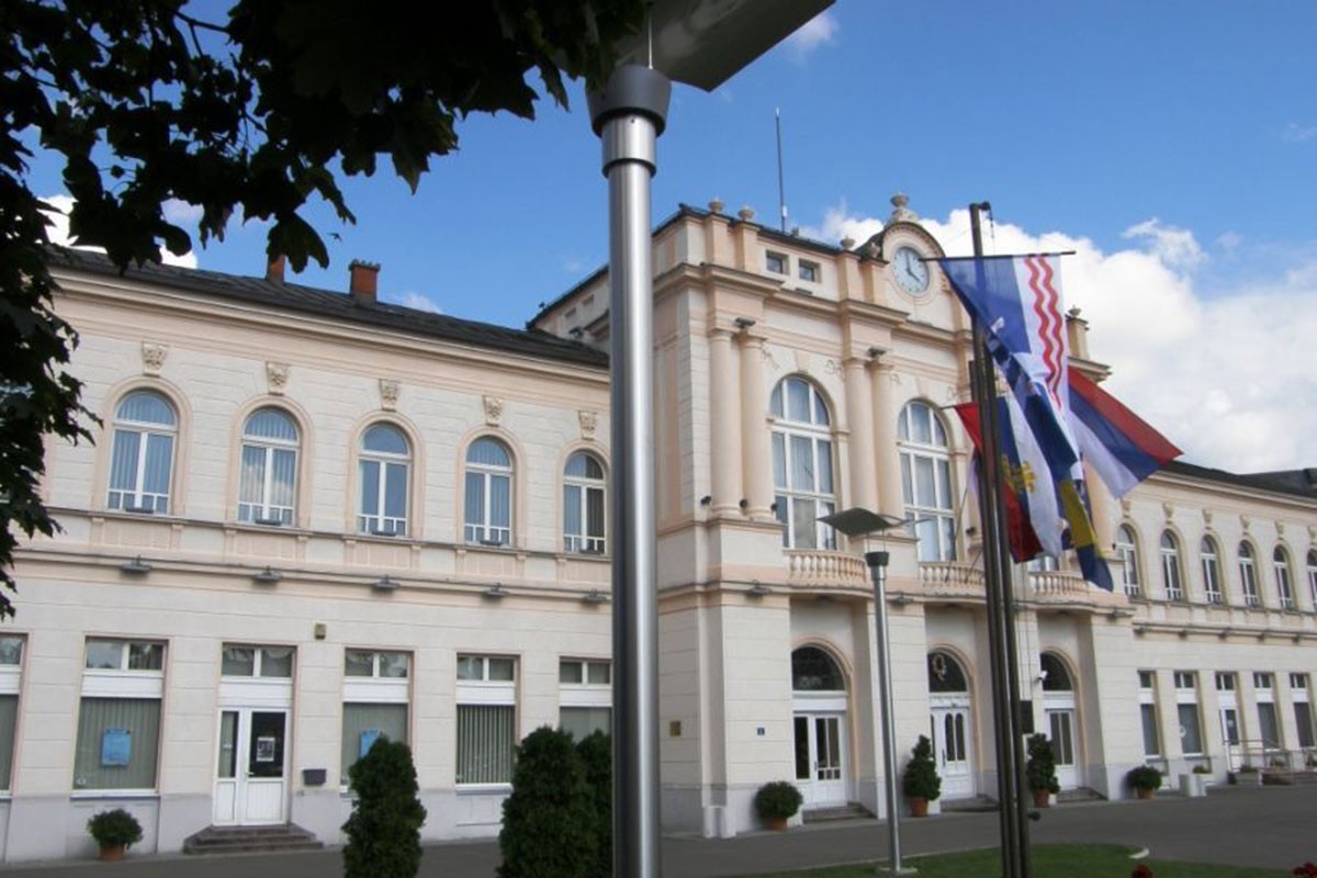 Tražio novac za posao: Radnik GU Bijeljina optužen za trgovinu uticajem